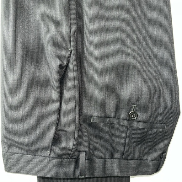 Hugo Boss Dress Pants, Charcoal. VGUC. 100% Virgin Wool waist 32” inseam 31” - Picture 5 of 16
